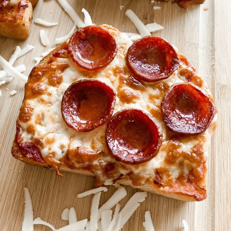 Air Fryer Pizza Toast