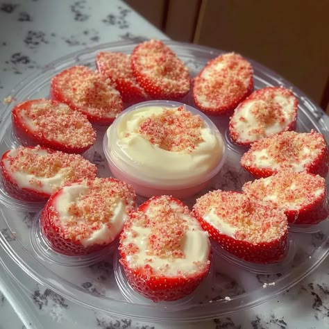 Cheesecake deviled strawberries
